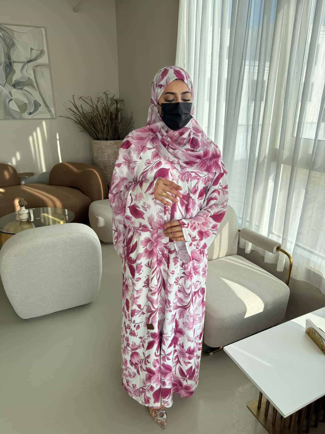 عبايات صيفية