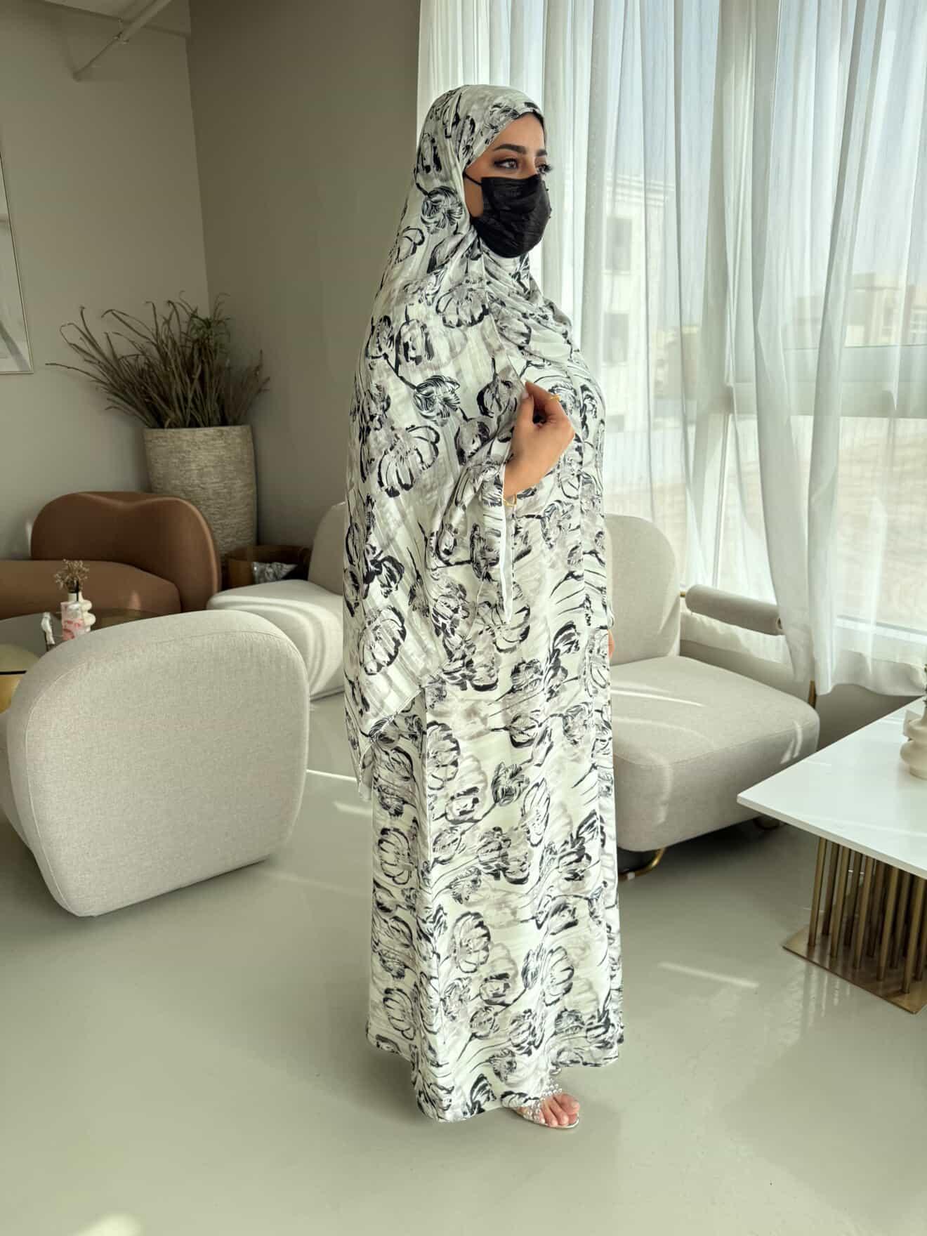 عبايات صيفية