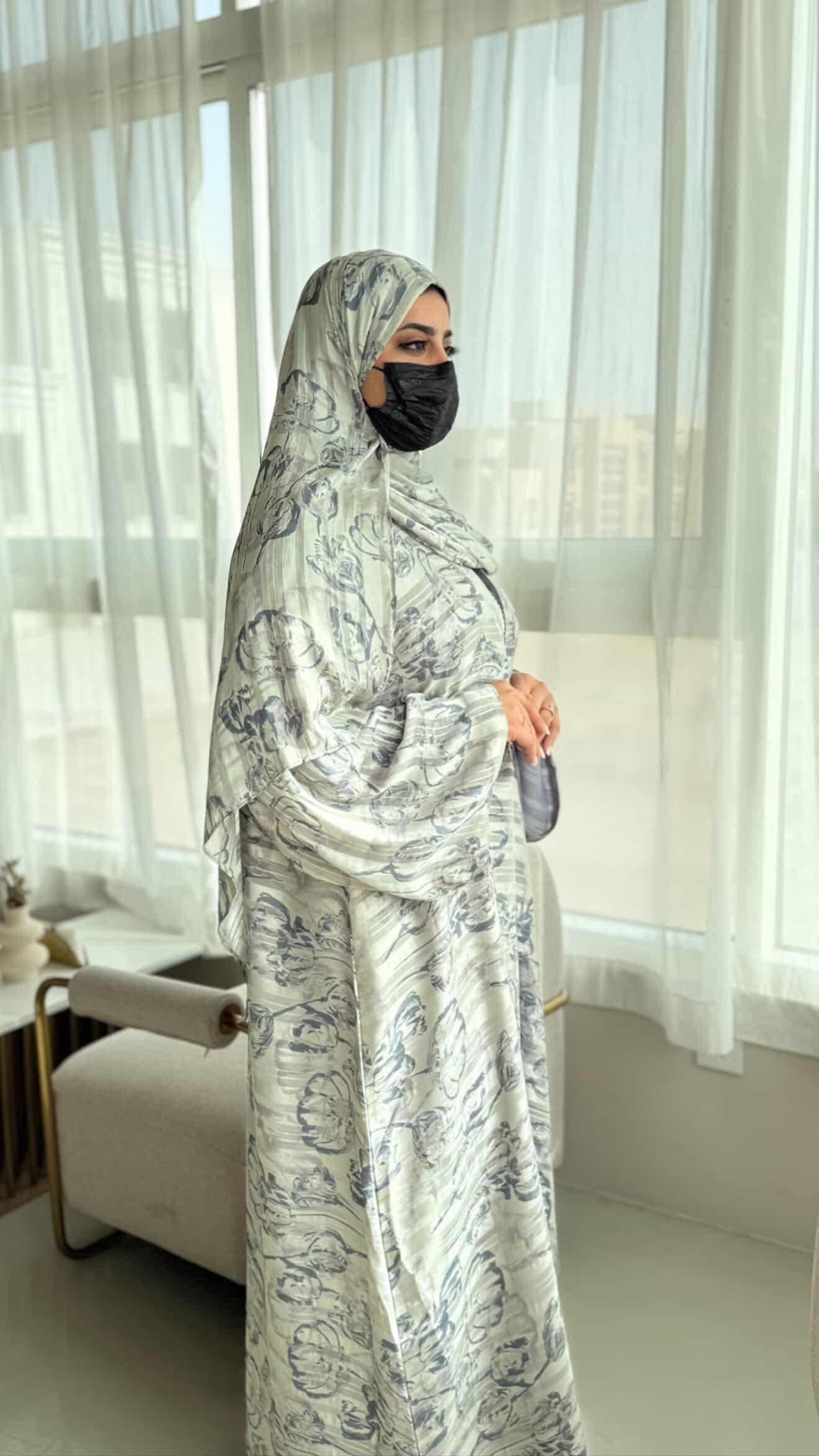 عبايات صيفية